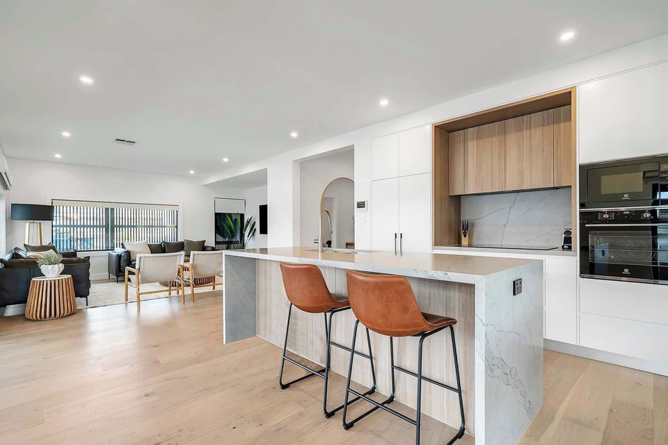 Apartment, 4 Bedrooms, Balcony | Private kitchen