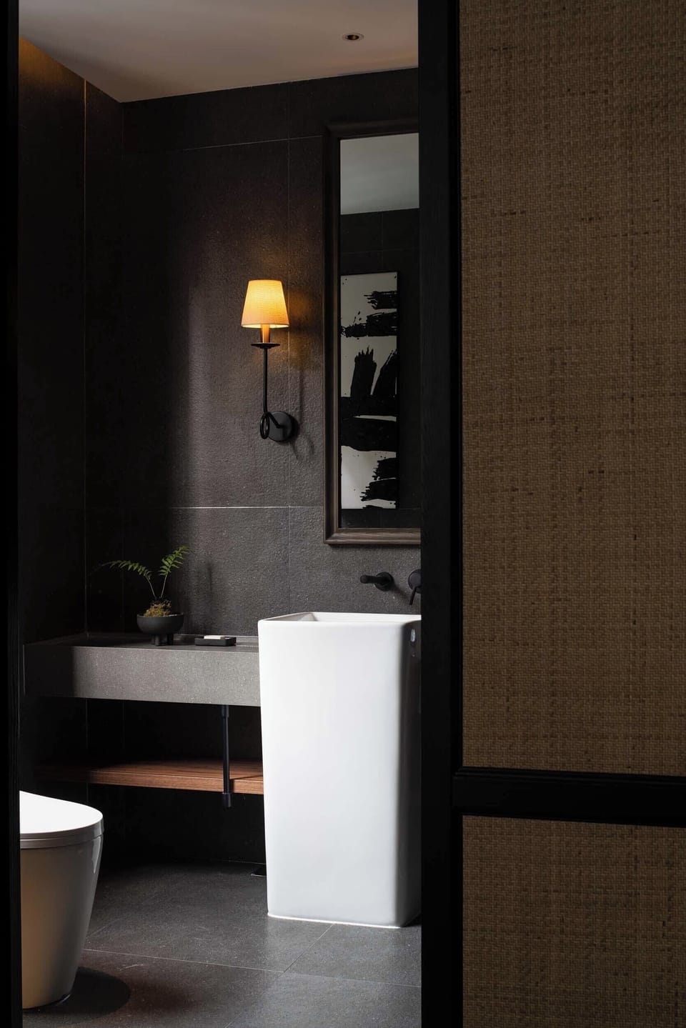 Standard Double Room | Minibar, blackout drapes, soundproofing, WiFi (free)