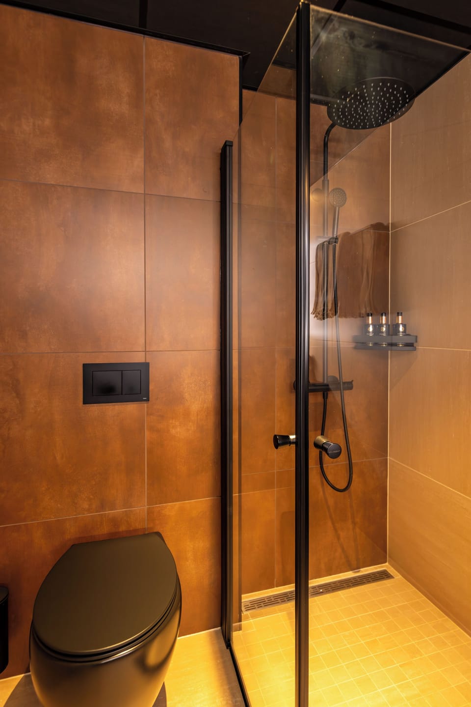 Superior Double Room, Sea View | Bathroom | Shower, hair dryer, towels, soap