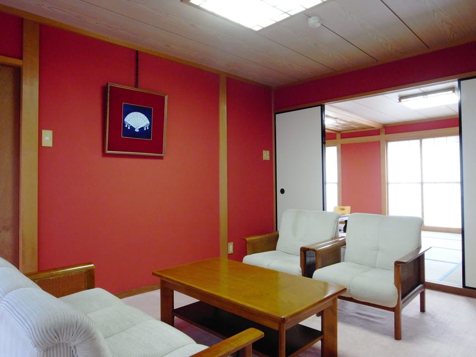 Japanese-Style Deluxe Room with Shared Bathroom | Living area | TV
