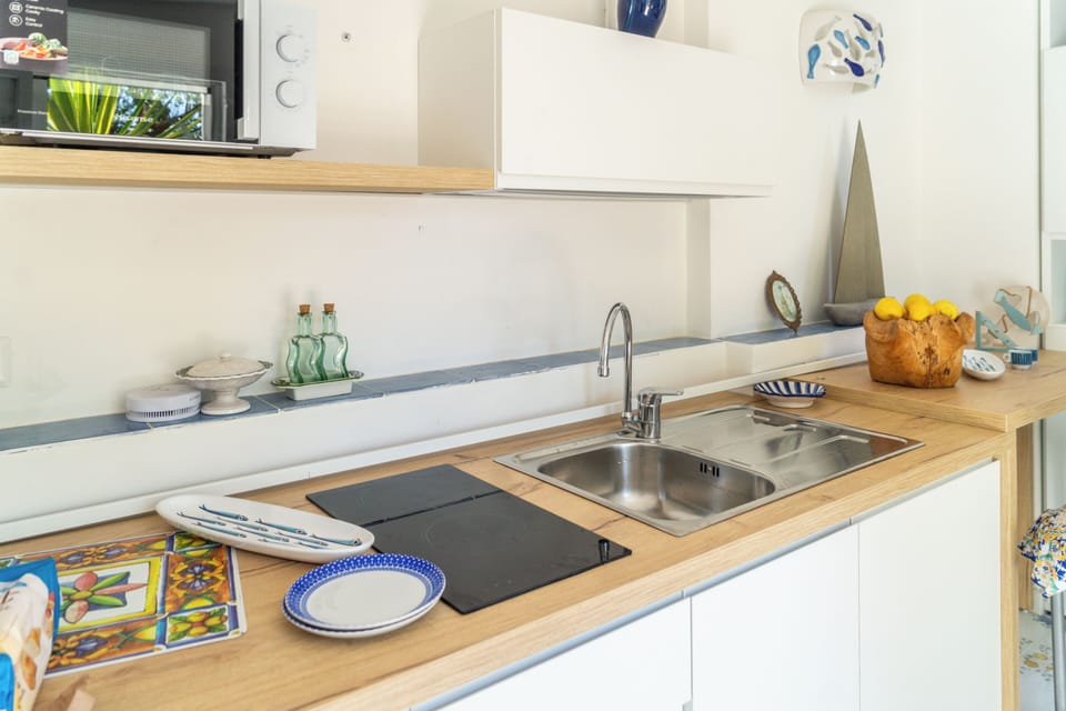 Apartment, Patio | Private kitchen