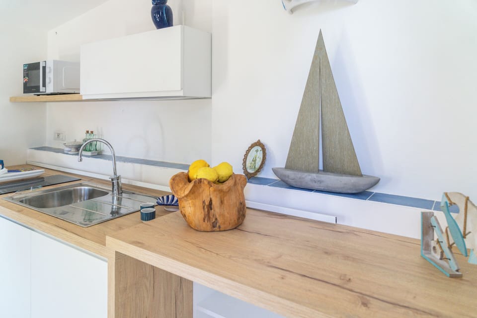 Apartment, Patio | Private kitchen