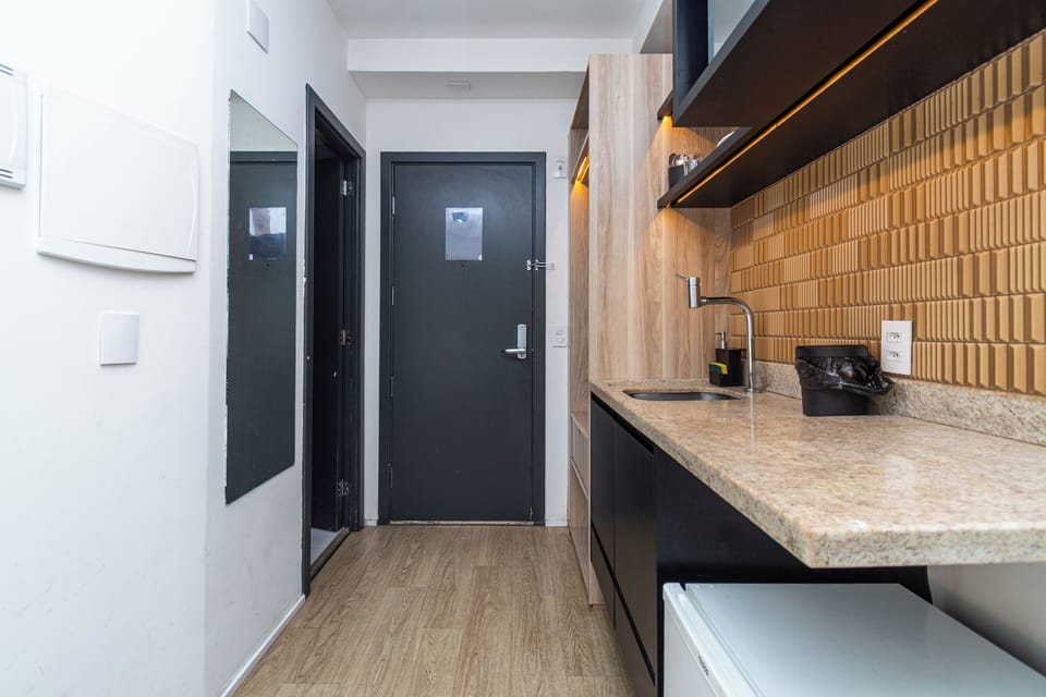 Basic Apartment, Balcony | Private kitchen