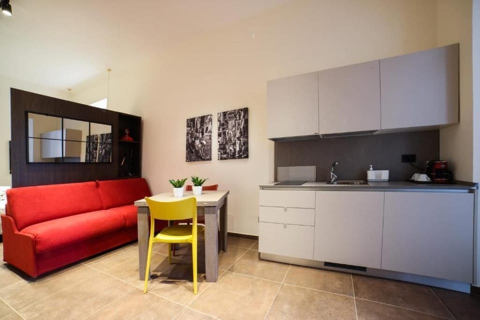 Family Room, Balcony, City View | In-room safe, blackout drapes, soundproofing