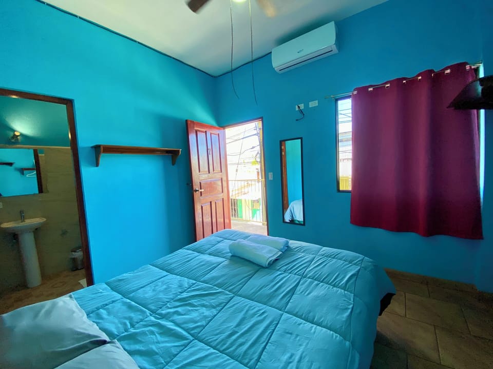 Basic Single Room | WiFi (free)
