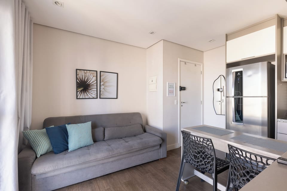 Comfort Apartment, 1 Double Bed with Sofa bed, Balcony, City View | Living area