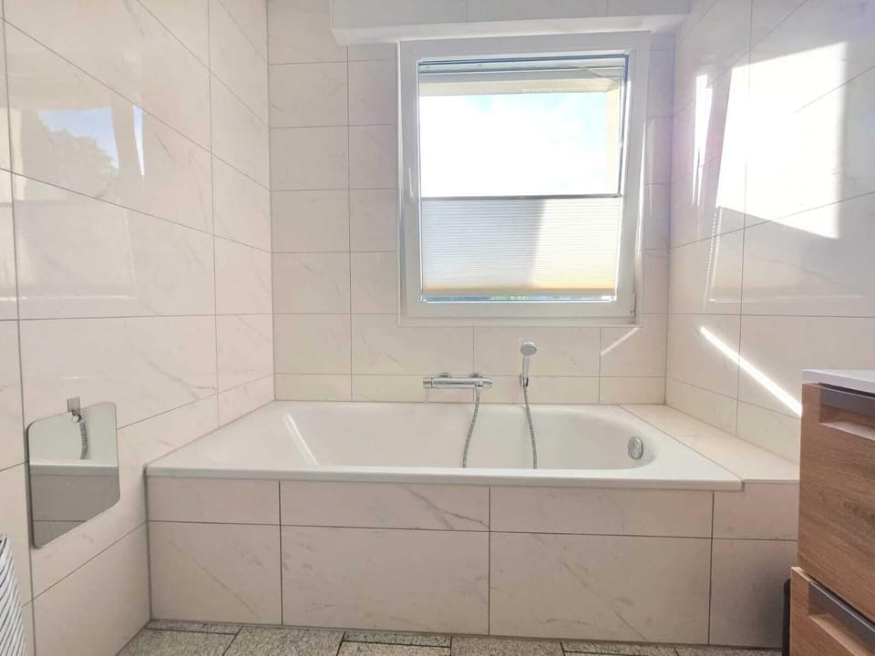 Premium 2BR Apartment w balcony&parking Apartment in Luxembourg