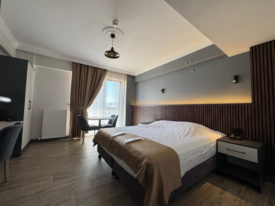Standard Double Room, Balcony, City View | In-room safe, desk, laptop workspace, WiFi (free)
