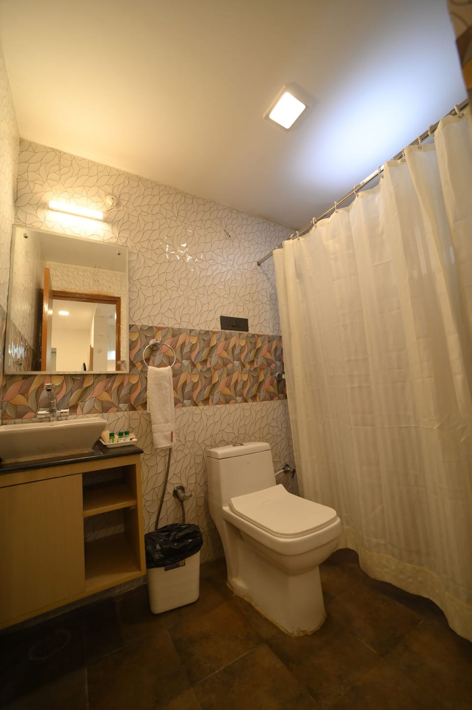 Shower, free toiletries, towels, soap