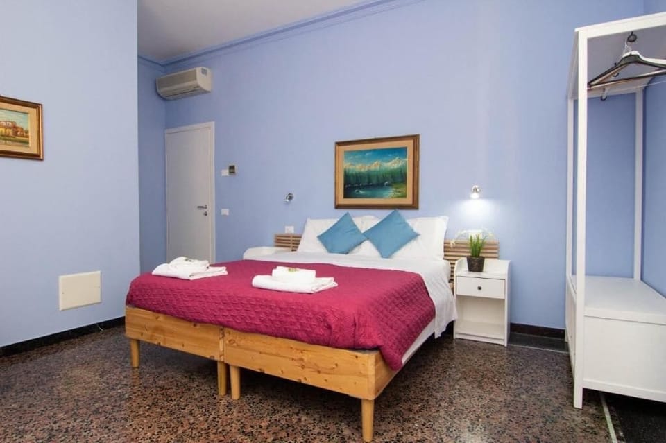 Economy Triple Room, City View | WiFi (free)