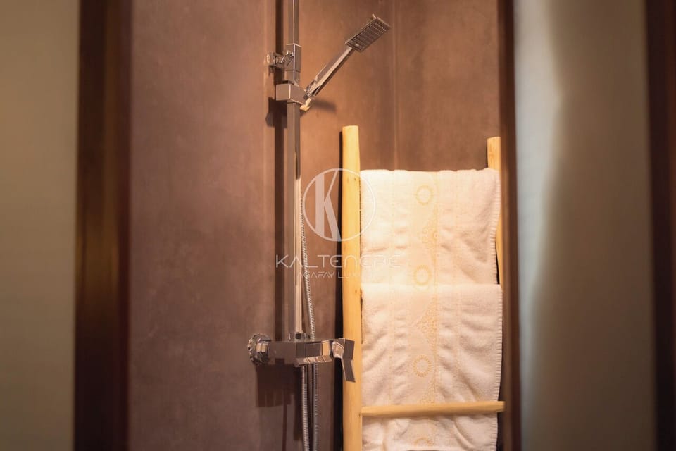Comfort Quadruple Room, Patio, Mountain View | Bathroom | Separate tub and shower, hair dryer, towels, soap