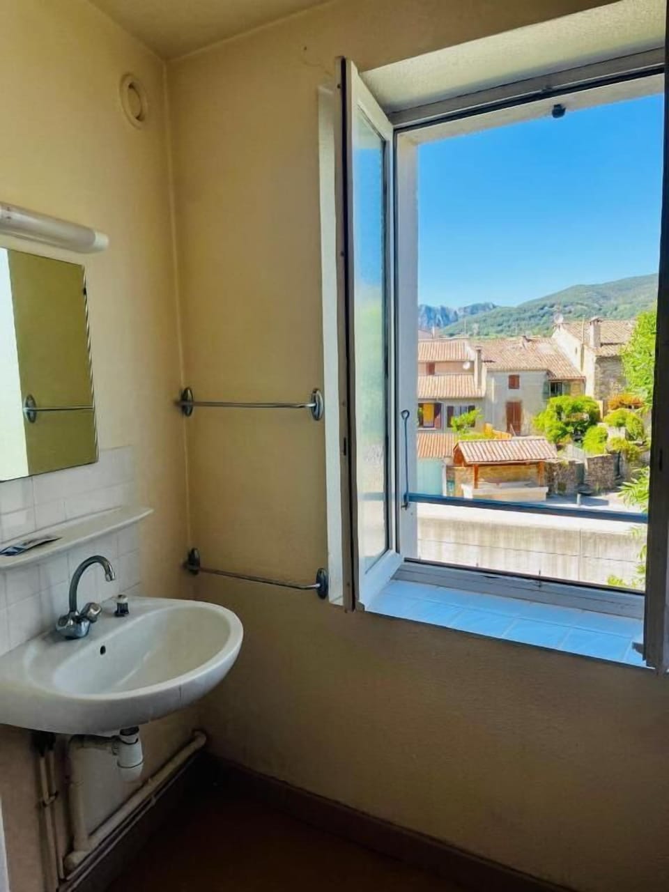 Family Room, Mountain View | Bathroom