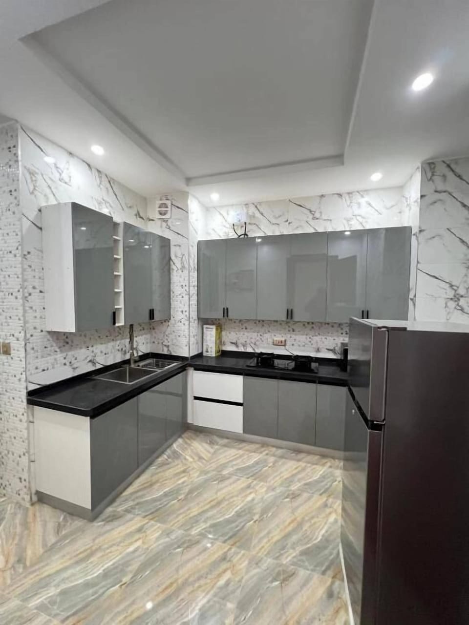 Apartment, Balcony, City View | Private kitchen