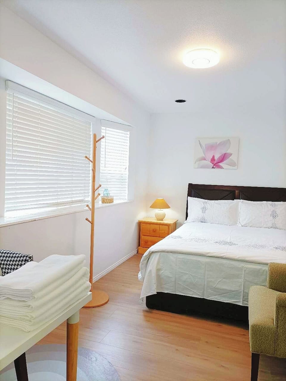 Standard Double Room, Ocean View | Desk, blackout drapes, soundproofing, iron/ironing board (on request)