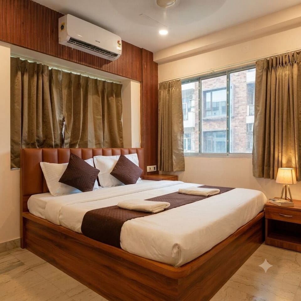 Deluxe Double Room, City View | WiFi (free)