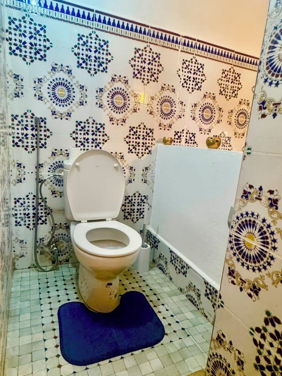 Family Suite, Balcony, Pool View | Bathroom | Towels, toilet paper
