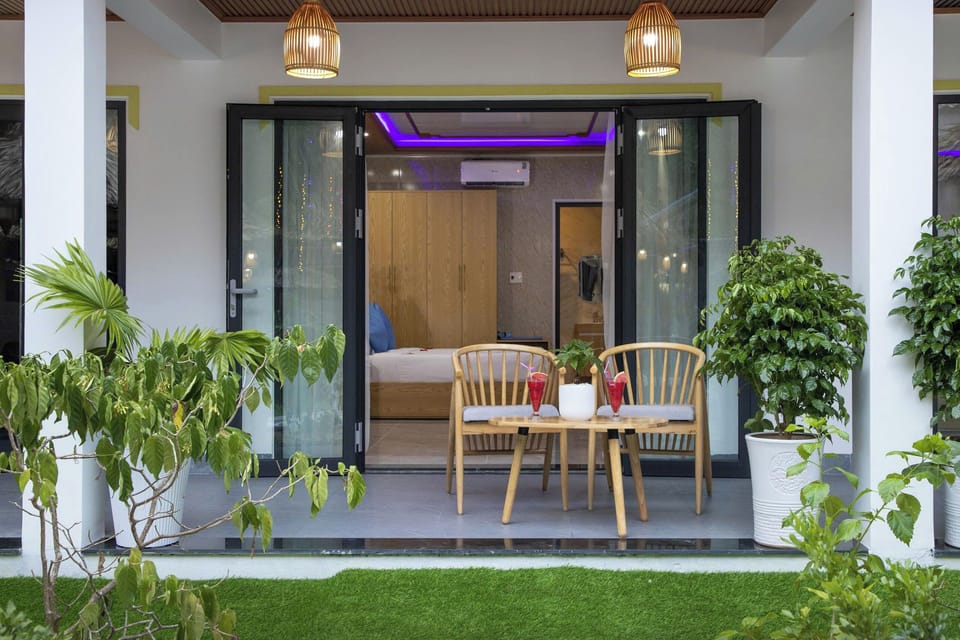 Deluxe Double Room, Garden View | Desk, WiFi (free)