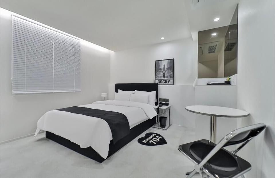 Basic Double Room, City View | Desk, laptop workspace, WiFi (free)