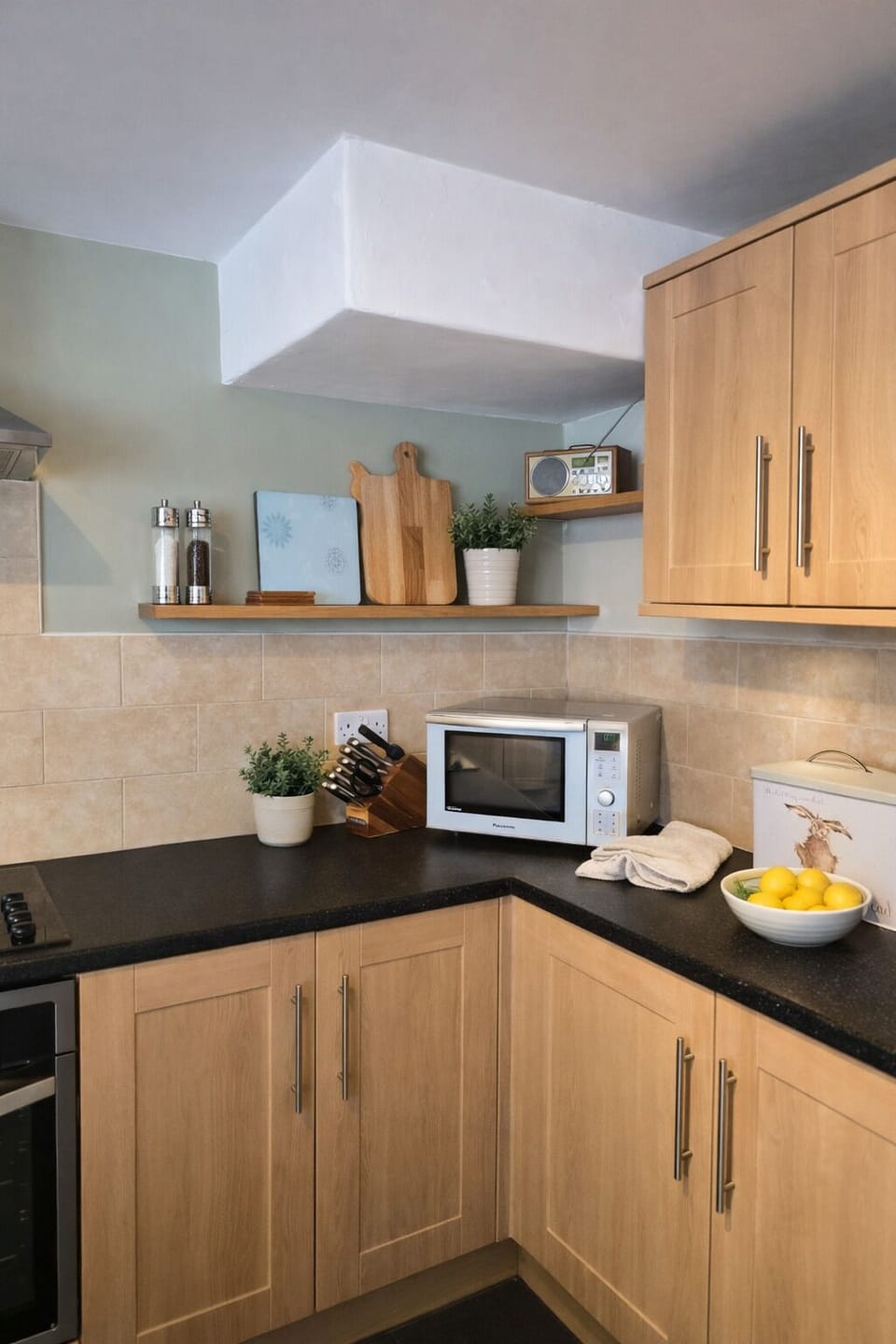 House, Patio | Private kitchen | Coffee/tea maker, electric kettle, highchair