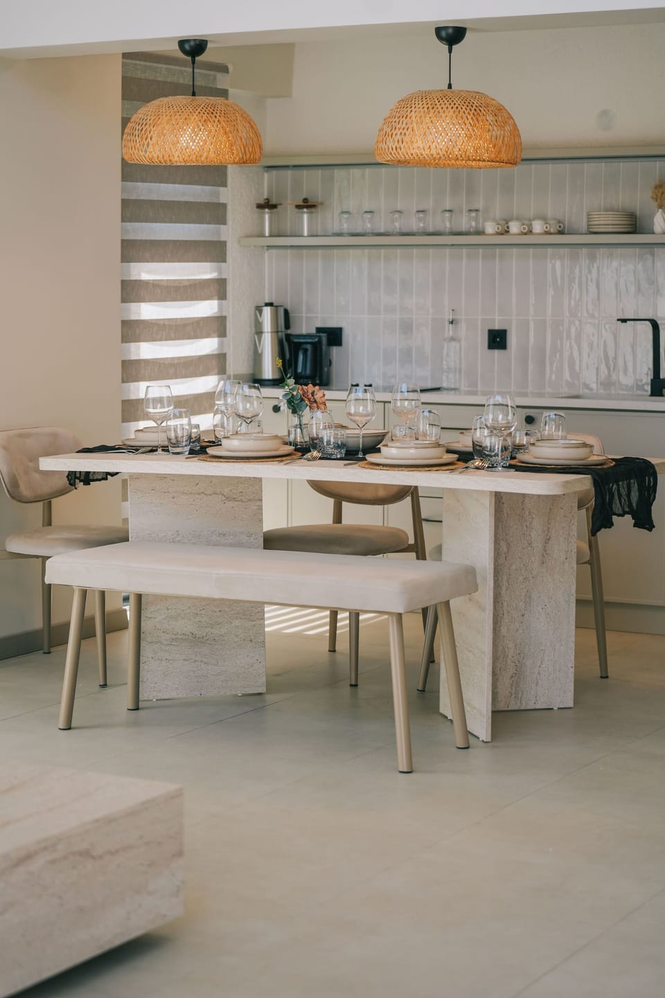 Luxury Bungalow | Dining