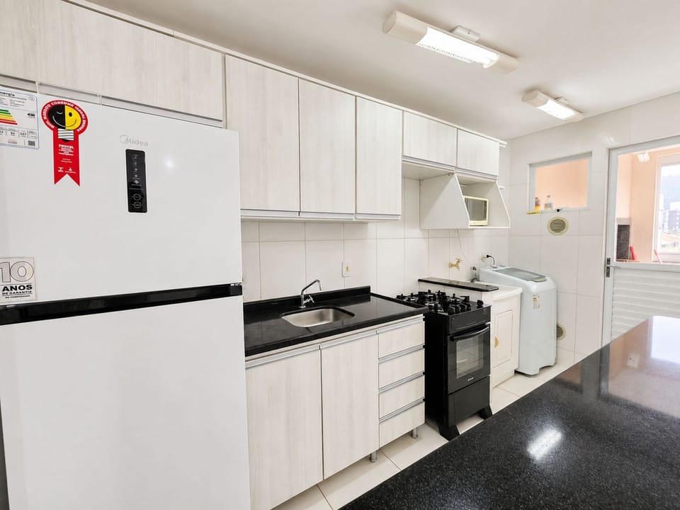 Apartment | Private kitchen | Microwave, oven, electric kettle, blender
