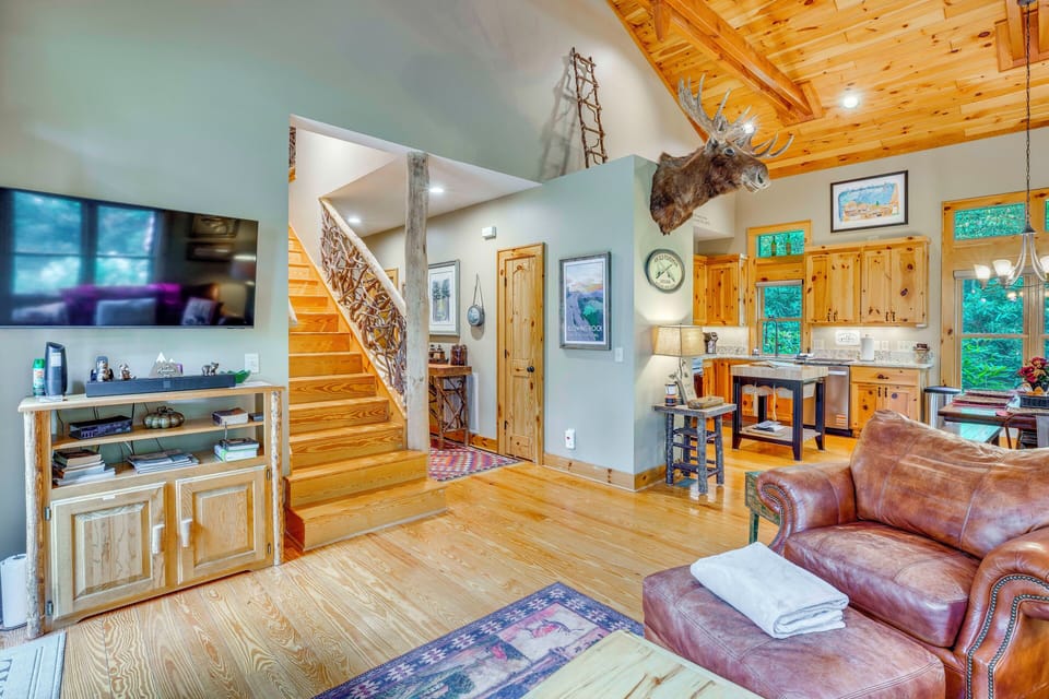 House (3 Bedrooms) | Interior