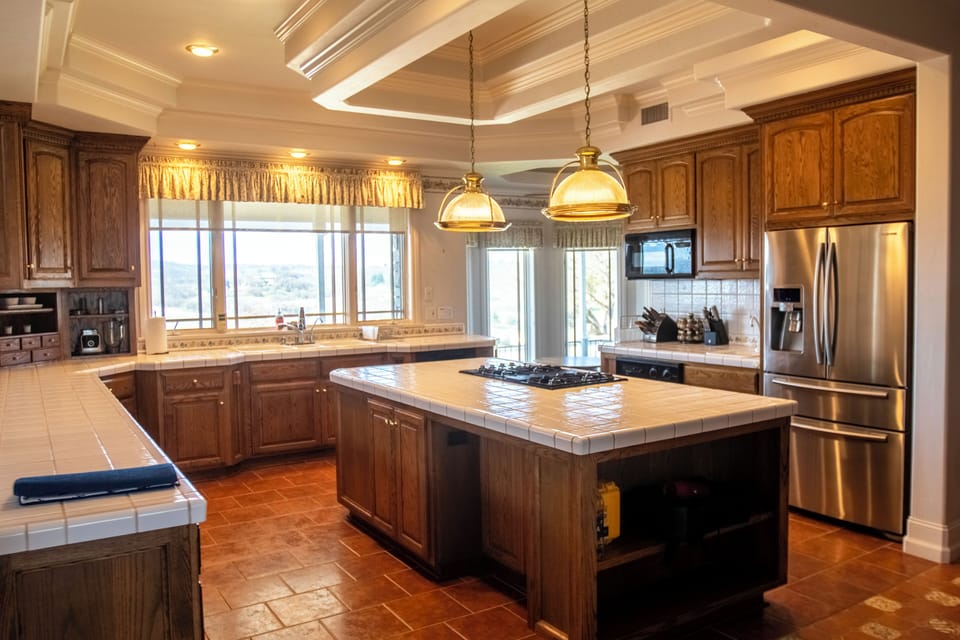 House, Multiple Beds, Patio, Garden View (Santellan Manor) | Private kitchen