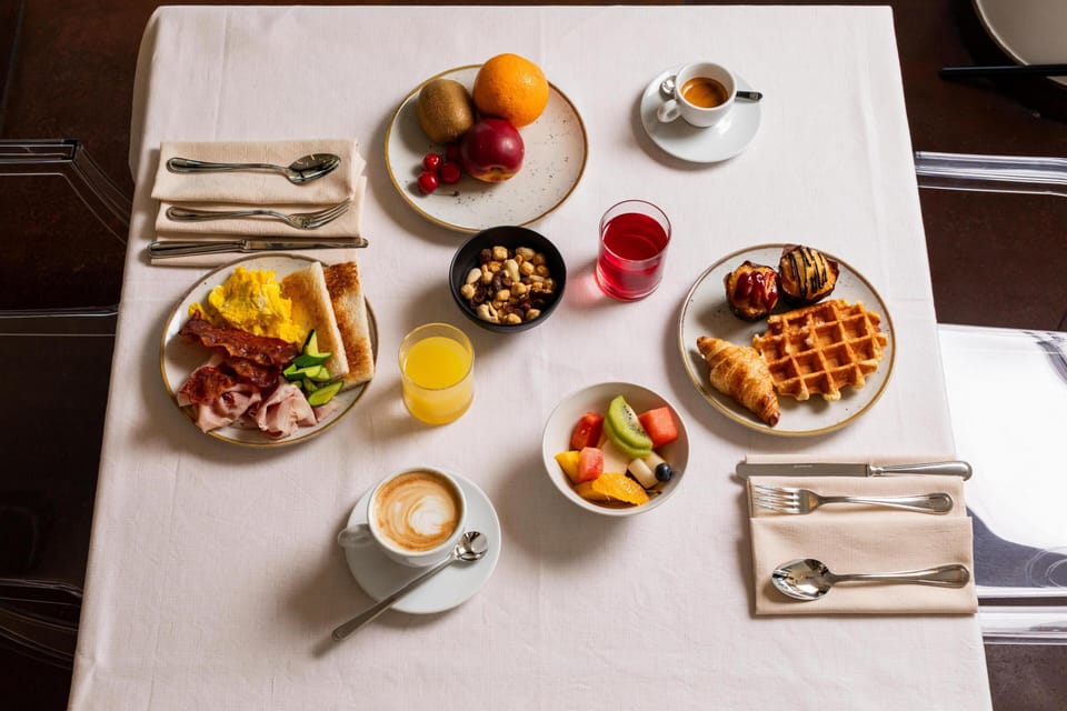 Daily buffet breakfast for a fee