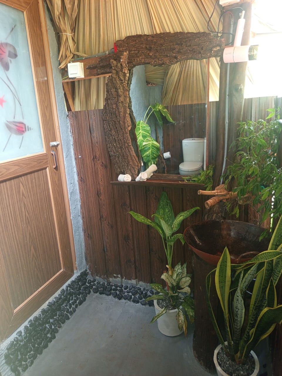 Family Tree House, Balcony, Garden View | Interior