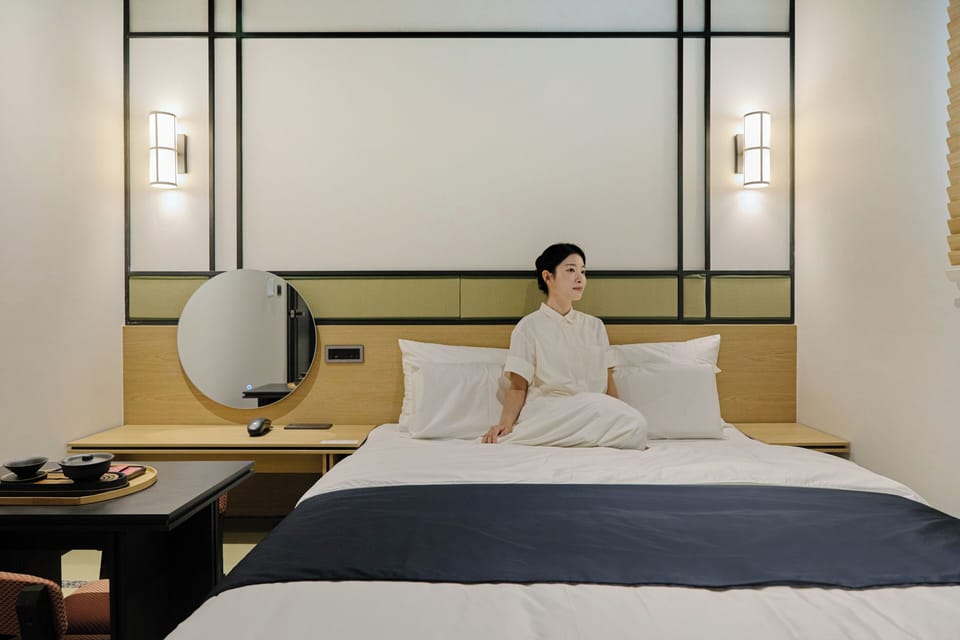 Standard Double Room | Hypo-allergenic bedding available, WiFi (free), bed sheets