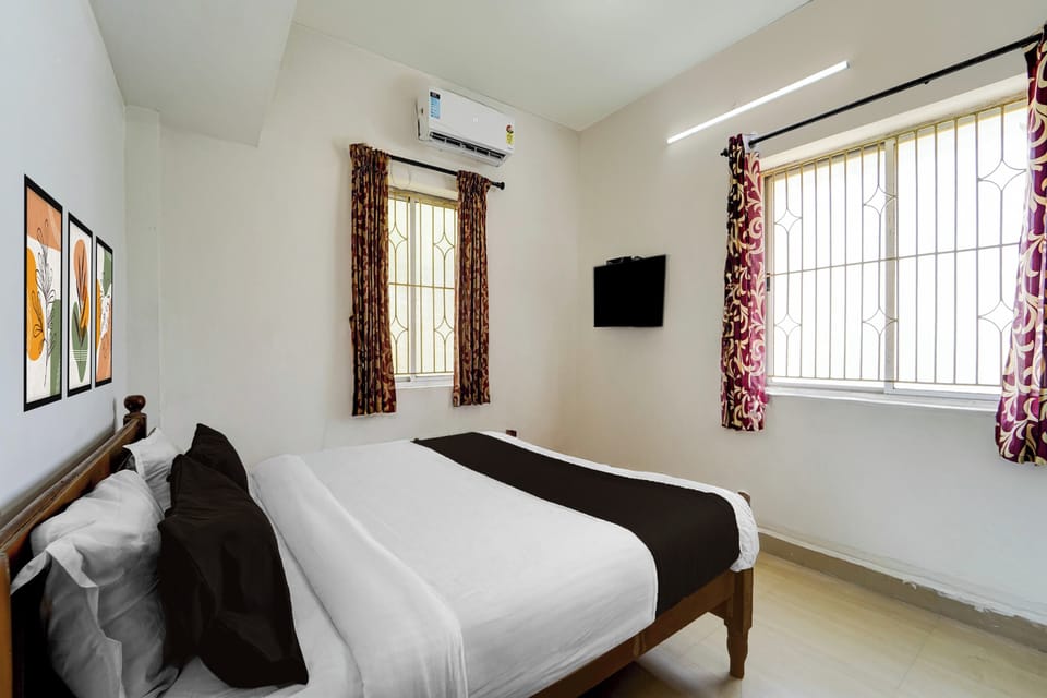 Classic Room | Desk, WiFi (free), bed sheets