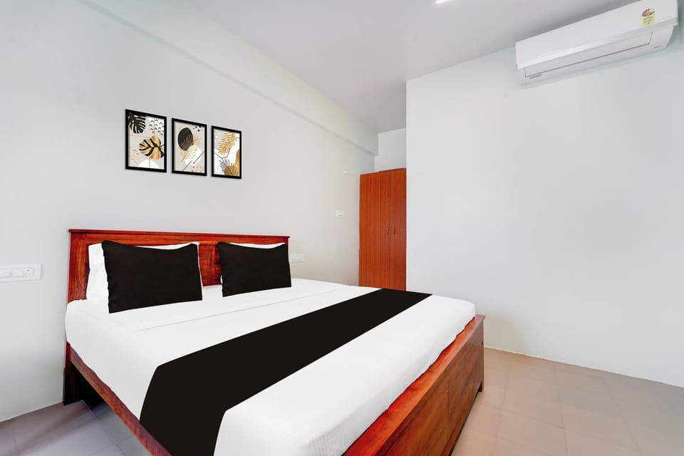 Classic Room | Desk, WiFi (free), bed sheets