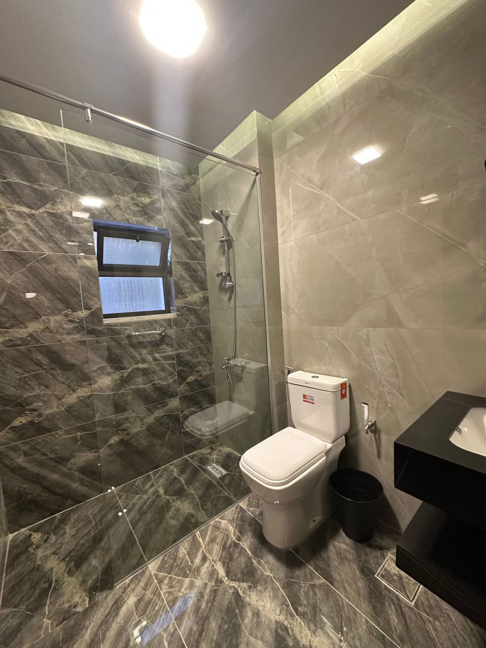 Apartment, 1 Bedroom, Accessible, Smoking | Bathroom