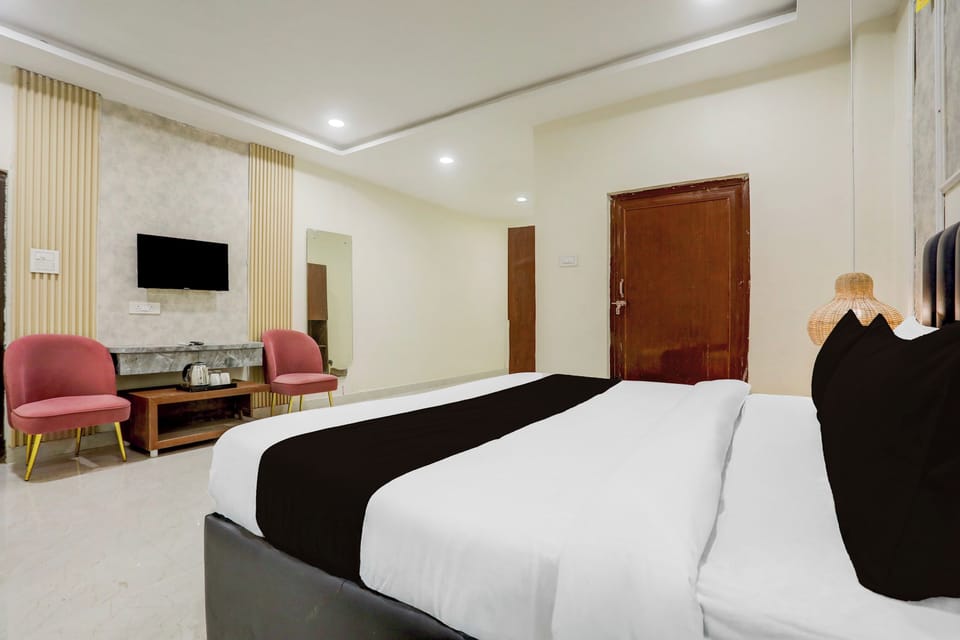 Classic Room | Desk, WiFi (free), bed sheets