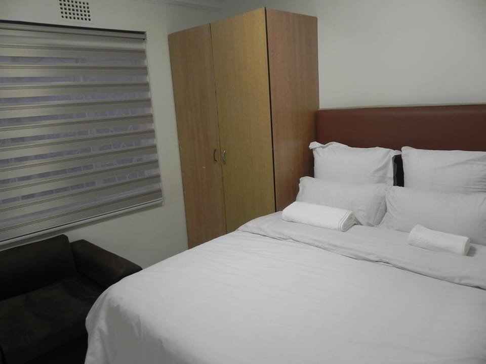 Luxury Room | Desk, WiFi (free)