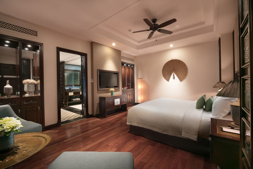 Suite | Minibar, in-room safe, desk, soundproofing