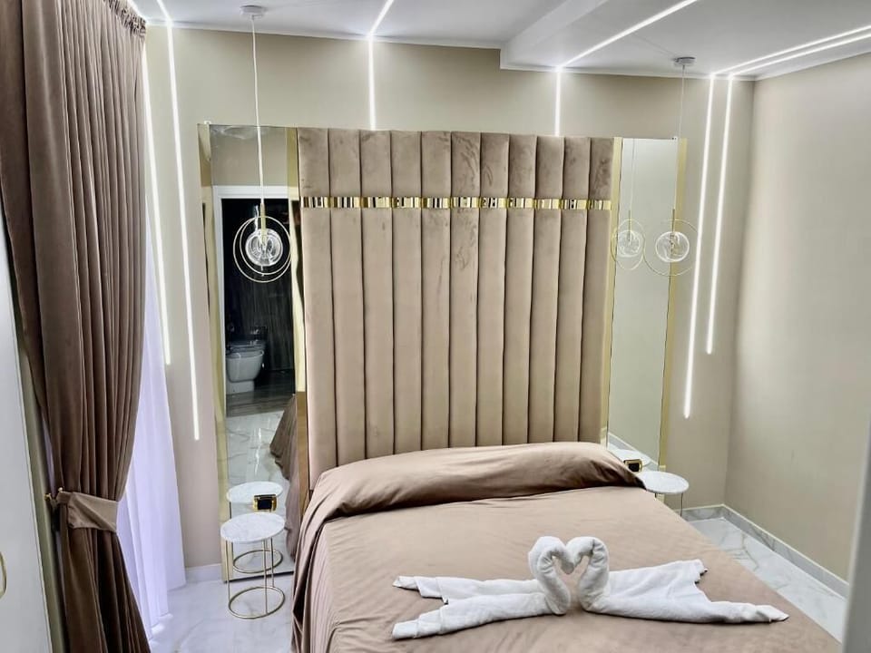 Deluxe Double Room, City View | In-room safe, desk, blackout drapes, soundproofing