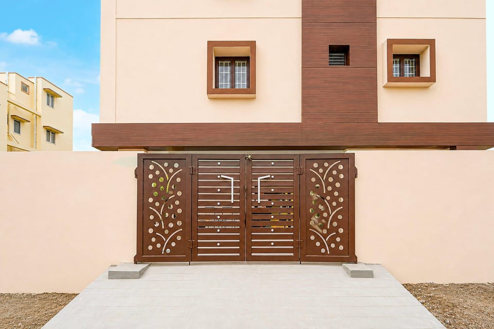 House | Reception