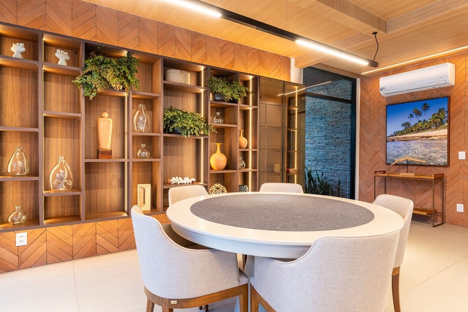 Apartment | Dining