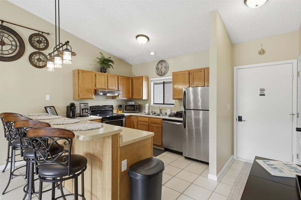Condo, Multiple Beds (Lakefront Lazy Dayz) | Private kitchen