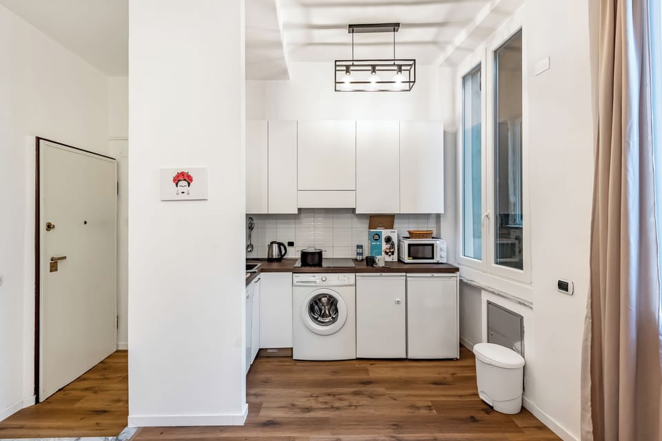 Standard Apartment, 1 Bedroom, Microwave (Old Town Living in historic center &) | Private kitchen
