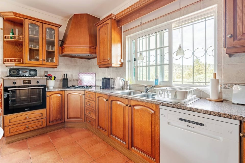 Villa, 4 Bedrooms, Smoking, Private Pool | Interior