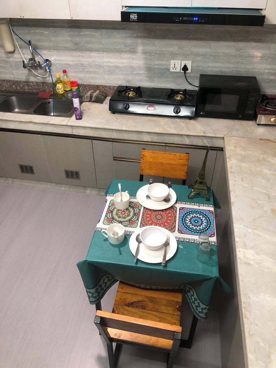Comfort Apartment, Balcony, City View | Private kitchen