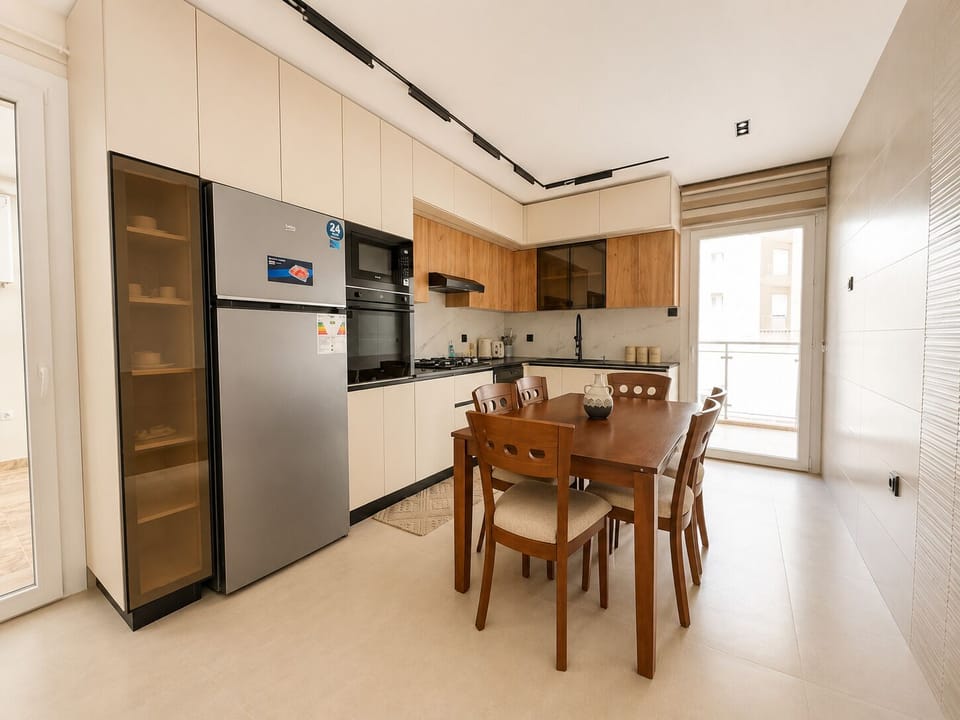 Apartment | Private kitchen | Fridge, microwave, oven, stovetop