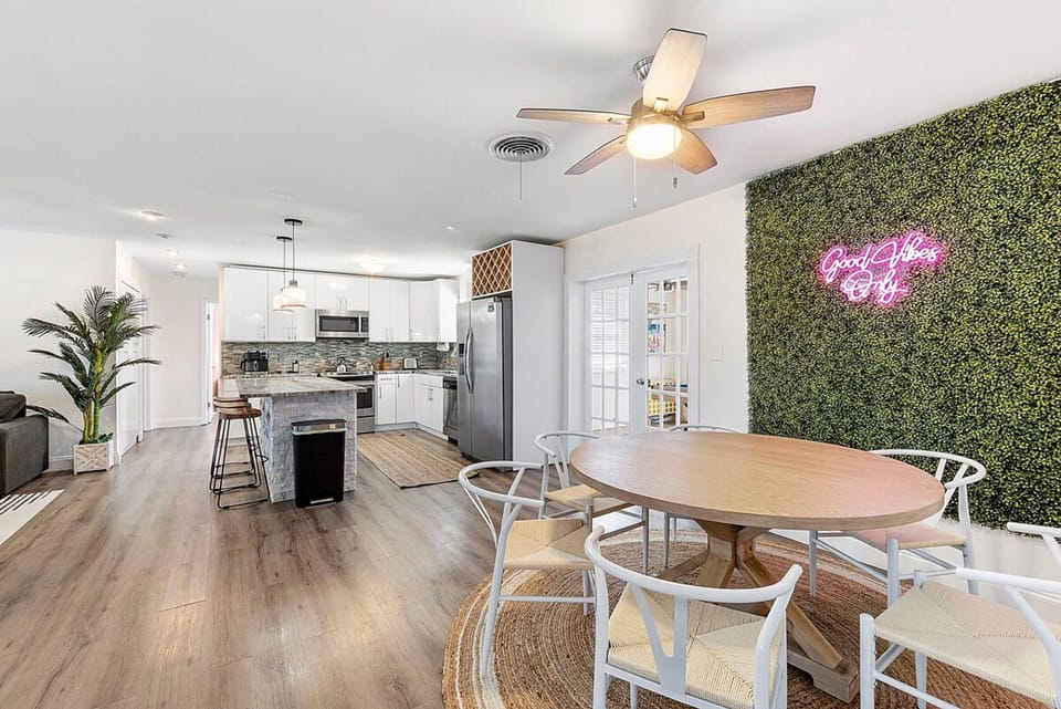 House | 3 bedrooms, high-speed internet