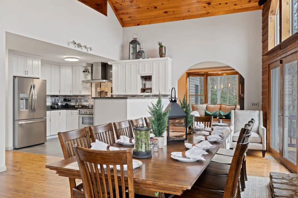 House | 6 bedrooms, high-speed internet