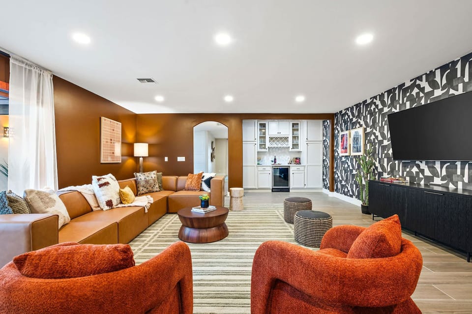 House | 7 bedrooms, high-speed internet