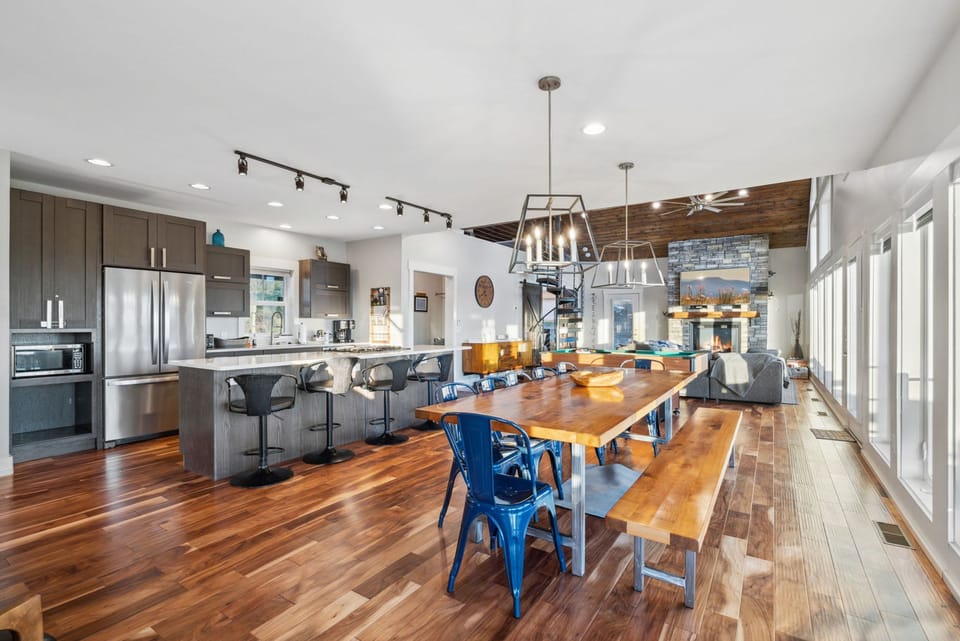 House | 4 bedrooms, high-speed internet