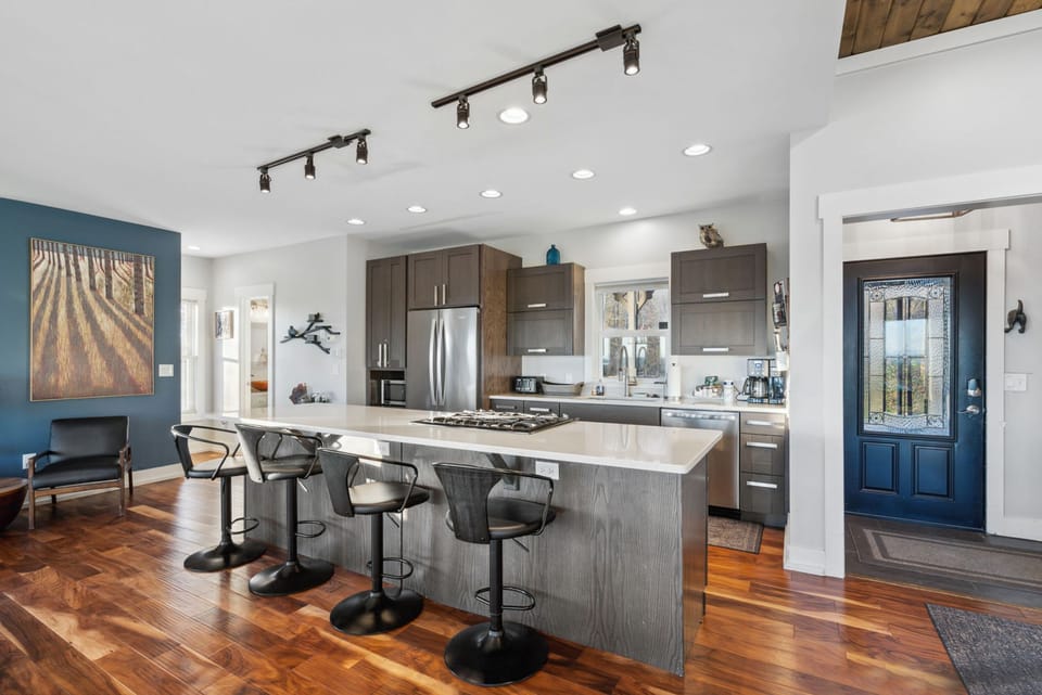 House | 4 bedrooms, high-speed internet