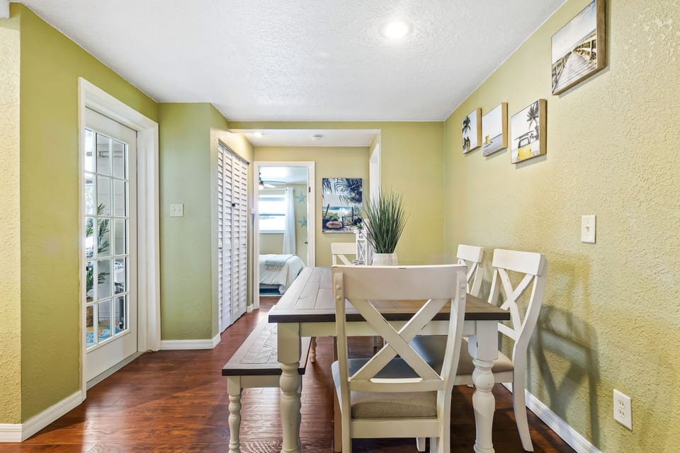 House | 4 bedrooms, high-speed internet